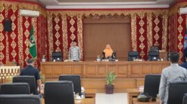 Sekretaris Daerah Kota Payakumbuh Rida Ananda menyampaikan jawaban dan tanggapan Pemkot terhadap pandangan umum fraksi-fraksi DPRD mengenai P-APBD 2026.