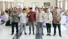 Staf Ahli Wali Kota Payakumbuh Irwan Suwandi membuka Workshop Tata Cara Penanganan Pelanggaran Disiplin ASN di Hotel Kolivera 3, Kamis (27/8/2026).