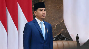 Agus Yunanto Soroti Pendidikan Gibran: Kok Kursus Bahasa Setara dengan SMK Akuntansi?