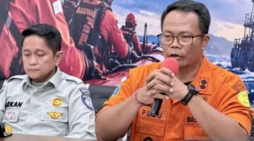 Basarnas Kerahkan Kapal RBB dan RIB untuk Perkuat Pencarian Korban KM Virgo di Pesisir Kalteng