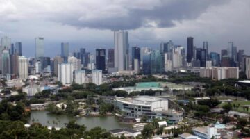 Cuaca Jakarta Hari Ini Minggu (20/9) Hujan atau panas? Info BMKG: Cerah!