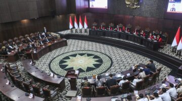 MK Minta KPU Buka Berita Acara PKPU 20/2023 di Sidang Diploma Gibran