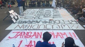 Mahasiswa dan Buruh Demo Hari Tani di Depan DPR RI, Tuntut Konflik Agraria Selesaikan
