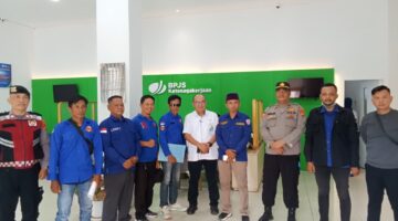 Ormas Garuda Lamsel Demo di DPRD Lamsel dan Sejumlah Instansi, Tuntutan Terkait J&T di Lampung Selatan