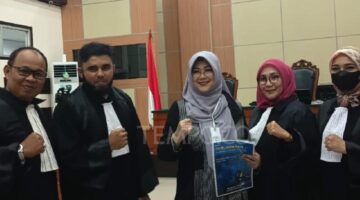 Perlawanan Tifauzia Terhadap Dakwaan Kedua Kasus Ijazah Jokowi