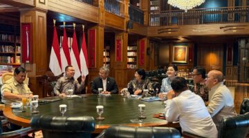 Prabowo Bahas Stabilitas Perekonomian Nasional bersama Friderica, Destry, Suahasil, Rosan, dan Dasco