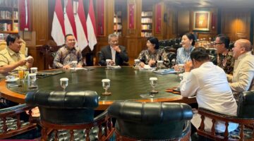 Prabowo Terima Ketua OJK di Hambalang, Bahas Sektor Ekonomi dan Jasa Keuangan