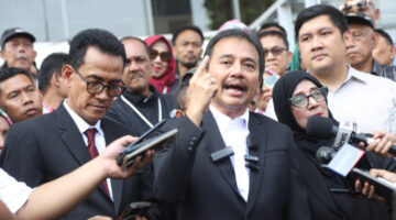 Roy Suryo menegaskan, tidak ada satu pun akunnya yang mengunggah tudingan ijazah Jokowi palsu