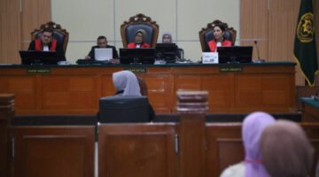 Tuduh Pemilik Asli Ijazah UGM ‘Hilang’, Saksi Baru Siap Bongkar Sisi Lain Sejarah Sekolah Jokowi!