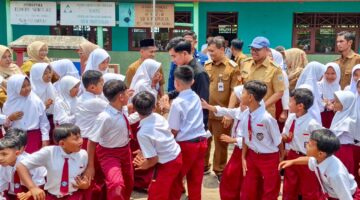 Wapres Gibran Diingatkan Orang Tua Siswa di Batang: MBG Jangan Dihentikan, Tapi Harus Ditingkatkan