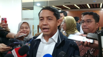 4 Bulan Karhutla Berkobar Tanpa Solusi, Prabowo Diminta Segera Tendang Menteri Kehutanan Raja Juli