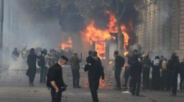 Dampak Demonstrasi di Paris, Museum Louvre dan Orsay Ditutup