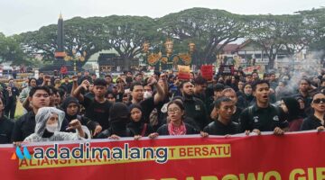 Evaluasi Kepemimpinan Prabowo-Gibran, Ratusan Mahasiswa di Malang Gelar Aksi – AdaDiMalang.com