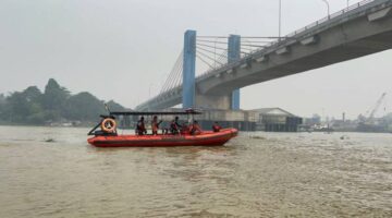 Lansia Lompat dari Jembatan Musi IV Palembang, Basarnas Kerahkan Tim SAR Gabungan Lakukan Pencarian