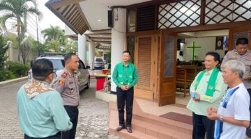 Perkuat Toleransi, Polres Bekasi Barat Pastikan Jemaah Beribadah dengan Nyaman