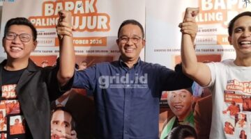 Reaksi Anies Baswedan usai nonton film Tuan Paling Jujur, Terharu dengan Soal Perumahan Subsidi Gratis?