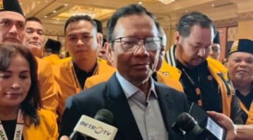 Soroti Aturan yang Diduga Permudah Gibran Pilpres, Mahfud: Ini Merusak Peradaban